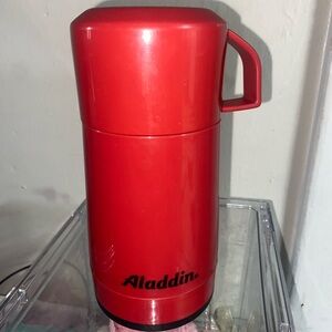 Vintage Aladdin's Temp-Rite Thermos bottle (Plastic)